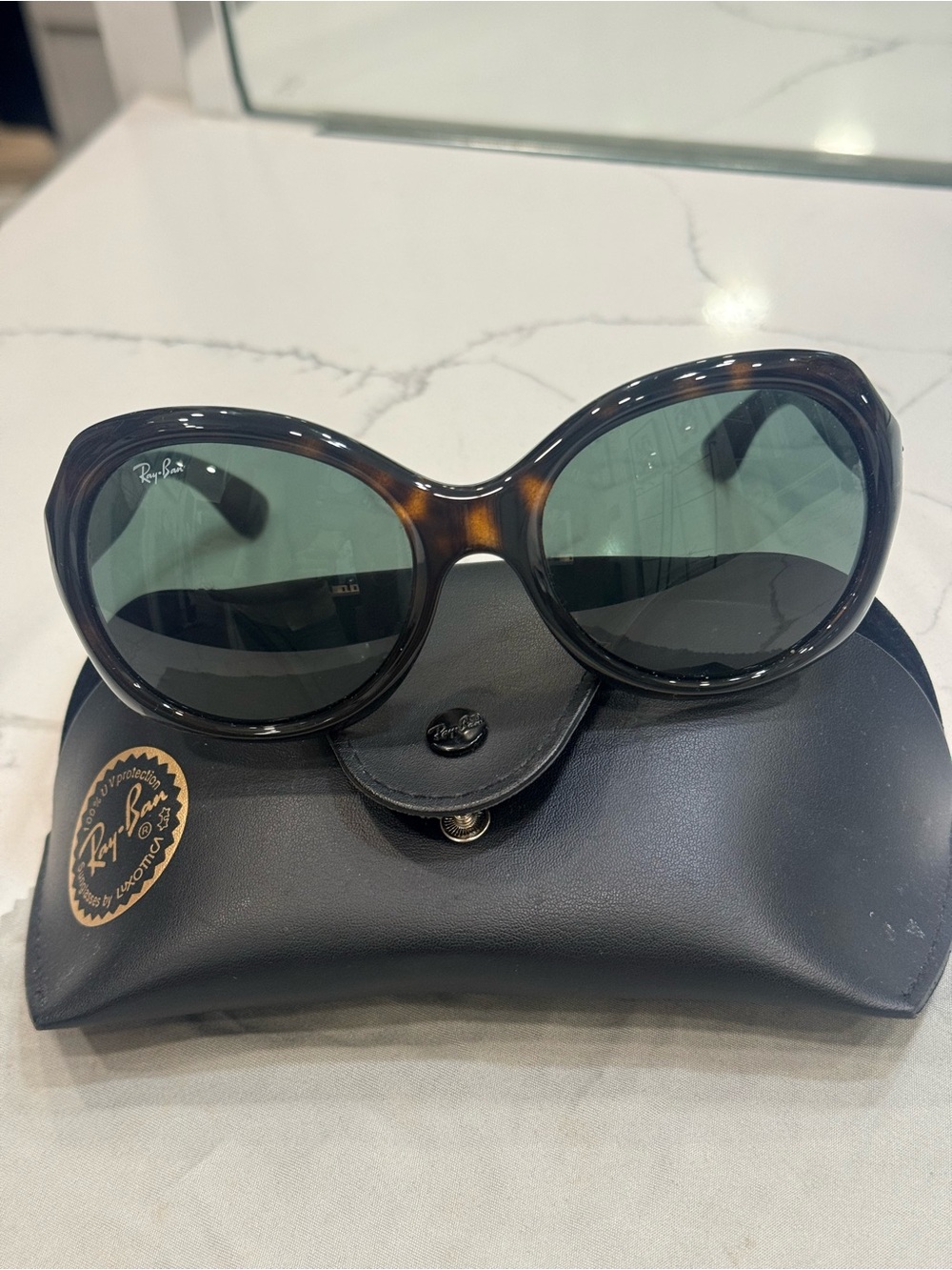 Ray-Ban Women's Tortoiseshell Frame Sunglasses with Green Lenses